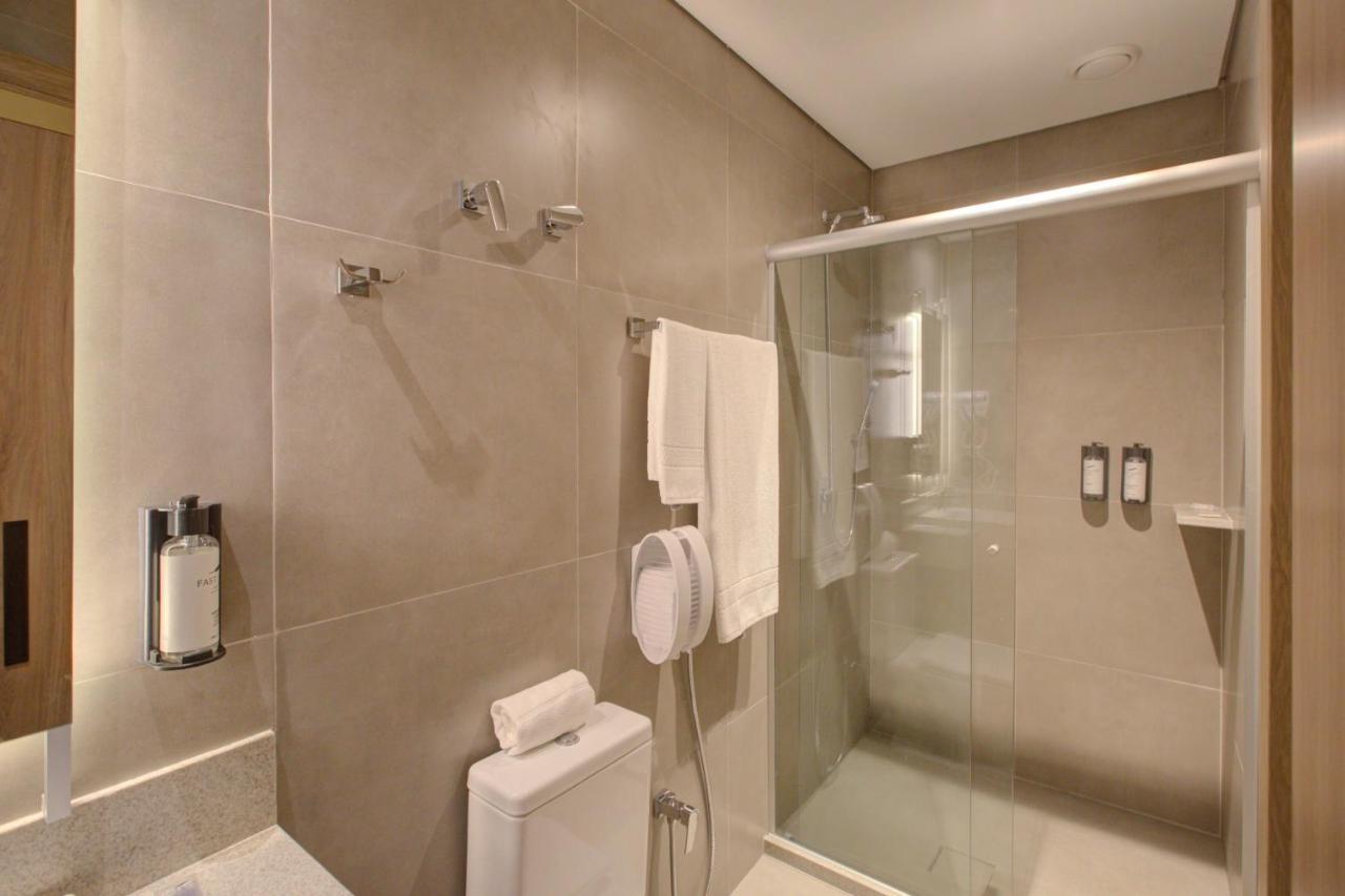 Fast Sleep Suites By Slaviero Hoteis - Hotel Dentro Do Aeroporto De Guarulhos - Terminal 2 - Desembarque Oeste Luaran gambar